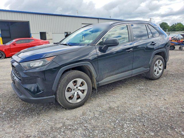 Toyota RAV4 2019, удар у перед